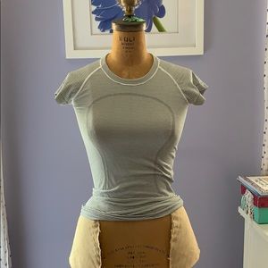 Lulu Lemon Workout Shirt